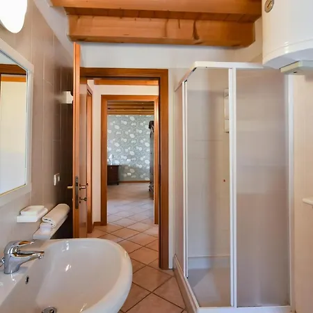 Apartman Colombare Teboi *