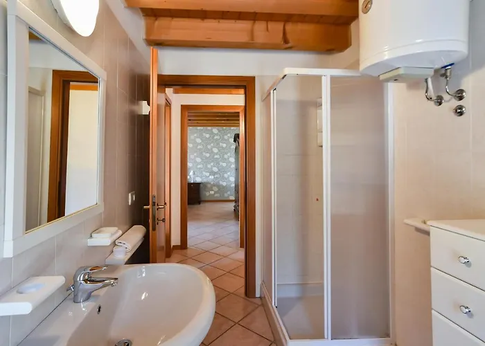 Apartament Colombare Teboi *